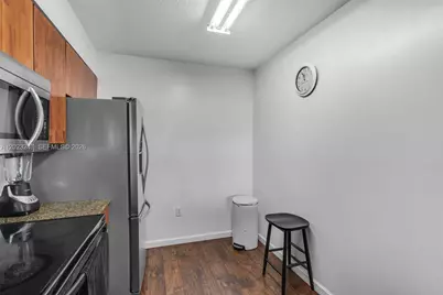 1200 Brickell Bay Dr #2915, Miami, FL 33131 - Photo 30