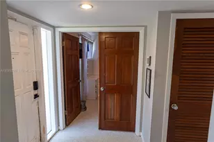 982 SW Airoso Blvd, Port Saint Lucie, FL 34983 - Photo 6