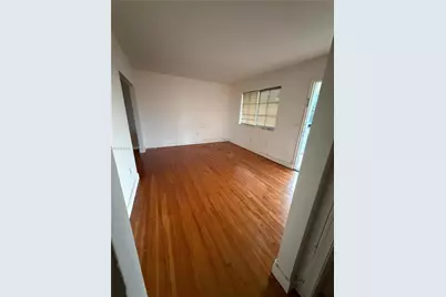 2200 Calais Dr #5, Miami Beach, FL 33141 - Photo 4