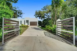 1759 SW 30th Pl, Fort Lauderdale, FL 33315 - Photo 2