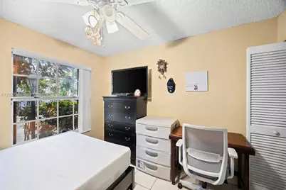 12360 SW 145th St, Miami, FL 33186 - Photo 8