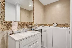 1020 NW 25th Ave, Fort Lauderdale, FL 33311 - Photo 10