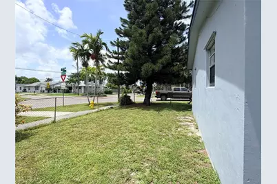 1106 NW 2nd St, Dania Beach, FL 33004 - Photo 1