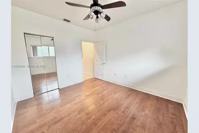 16320 Malibu Dr #10, Weston, FL 33326 - Photo 12
