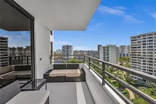 2500 Parkview Dr, Hallandale Beach, FL 33009 - Photo 4