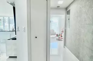 79 SW 12th St, Miami, FL 33130 - Photo 18