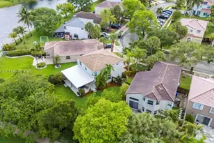 690 NW 159th Ln, Pembroke Pines, FL 33028 - Photo 42