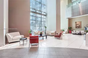 300 S Biscayne Blvd, Miami, FL 33131 - Photo 6