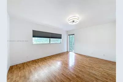 1000 NE 14th Ave #411, Hallandale Beach, FL 33009 - Photo 10