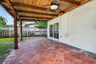 2030 N 57th Terrace, Hollywood, FL 33021 - Photo 22