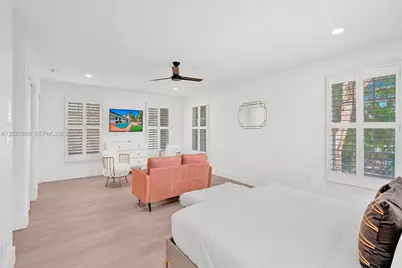 5440 NE 22nd Ave #0, Fort Lauderdale, FL 33308 - Photo 8