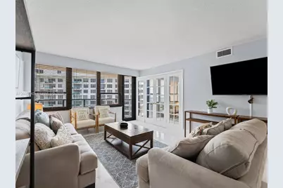 5225 Collins Ave #1509, Miami Beach, FL 33140 - Photo 2