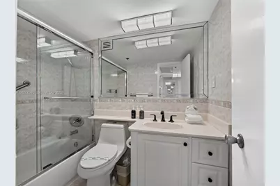 5225 Collins Ave #1509, Miami Beach, FL 33140 - Photo 10