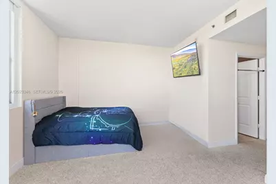 2641 N Flamingo Rd #2408N, Sunrise, FL 33323 - Photo 10