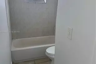 4495 NW 9th St, Miami, FL 33126 - Photo 8