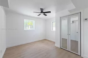 313 SW 1st St, Hallandale Beach, FL 33009 - Photo 12
