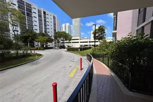 16909 N Bay Rd, Sunny Isles Beach, FL 33160 - Photo 10