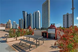 16909 N Bay Rd, Sunny Isles Beach, FL 33160 - Photo 32