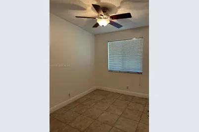 578 Woodgate Cir #E, Sunrise, FL 33326 - Photo 8