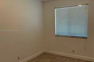 578 Woodgate Cir, Sunrise, FL 33326 - Photo 8
