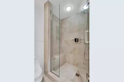2000 Island Blvd #305, Aventura, FL 33160 - Photo 34