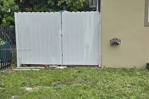 11930 SW 187th St, Miami, FL 33177 - Photo 2