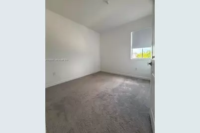1866 SE 26th Rd #1866, Homestead, FL 33035 - Photo 12