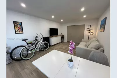 6965 Harding Ave #401, Miami Beach, FL 33141 - Photo 2