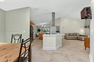 14421 SW 155th Pl, Miami, FL 33196 - Photo 14