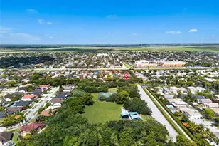 14421 SW 155th Pl, Miami, FL 33196 - Photo 32