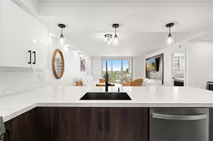 5701 Collins Ave, Miami Beach, FL 33140 - Photo 14