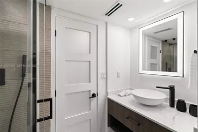 5701 Collins Ave #503, Miami Beach, FL 33140 - Photo 24