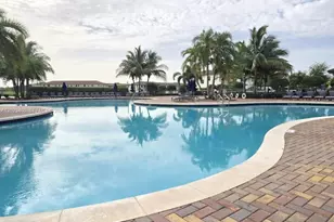 9261 W 33rd Way, Hialeah, FL 33018 - Photo 28