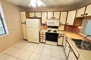 2768 S Carambola Cir S, Coconut Creek, FL 33066 - Photo 22