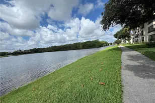 2768 S Carambola Cir S, Coconut Creek, FL 33066 - Photo 24