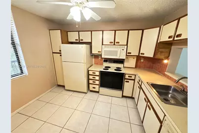 2768 S Carambola Cir S #206, Coconut Creek, FL 33066 - Photo 22