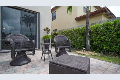 3785 NE 2nd St, Homestead, FL 33033 - Photo 14