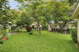 72 Palmetto Dr, Miami Springs, FL 33166 - Photo 8