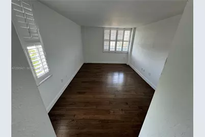 1020 Meridian Ave #510, Miami Beach, FL 33139 - Photo 6