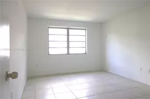 1225 NE 124th St, North Miami, FL 33161 - Photo 14