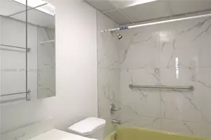1225 NE 124th St, North Miami, FL 33161 - Photo 8