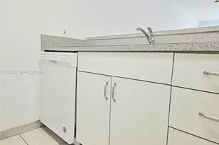 1225 NE 124th St, North Miami, FL 33161 - Photo 4