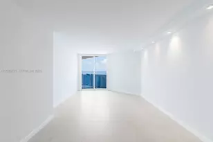 6301 Collins Ave, Miami Beach, FL 33141 - Photo 14