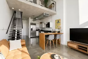 690 SW 1st Ct, Miami, FL 33130 - Photo 2