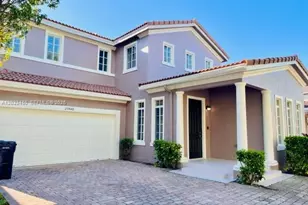 27448 SW 143rd Ct, Homestead, FL 33032 - Photo 2