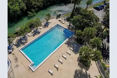 7441 Wayne Ave #14D, Miami Beach, FL 33141 - Photo 4