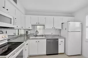 4230 Deste Ct, Lake Worth, FL 33467 - Photo 10