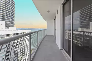 1750 N Bayshore Dr, Miami, FL 33132 - Photo 10