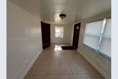 2221 NW 6th Ct, Fort Lauderdale, FL 33311 - Photo 4