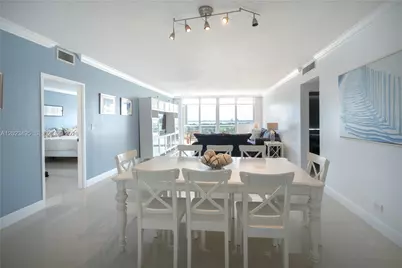 5601 Collins Ave #1420, Miami Beach, FL 33140 - Photo 1
